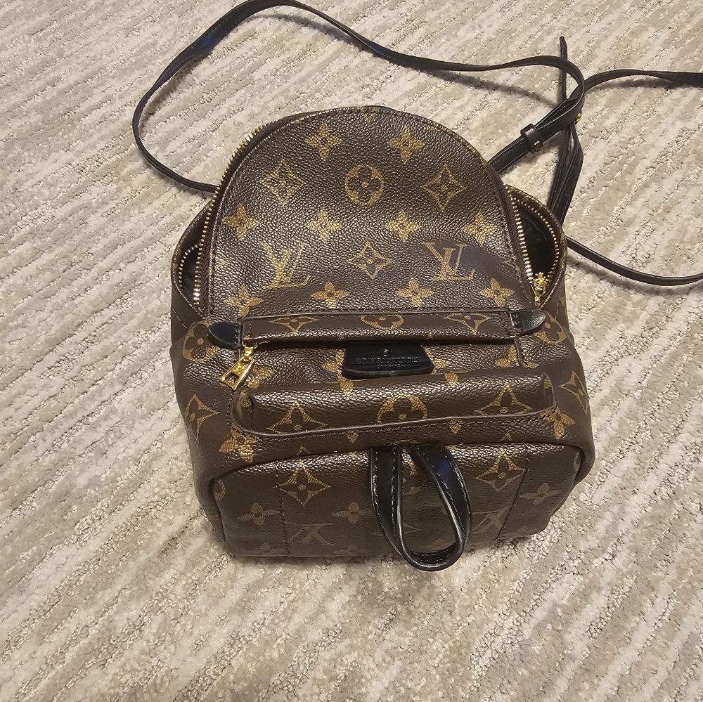 Spring palm mini bag.